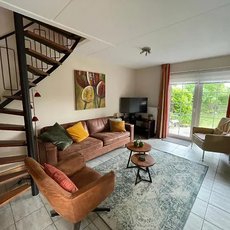 House * 海勒武特斯莱斯